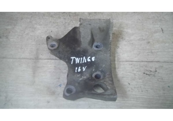 кронштейн генератора Renault Twingo, Clio II, Kangoo 1.2, 7700864288